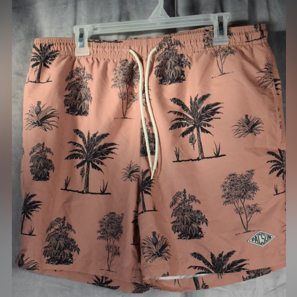 Mens Vintage Palm Tree 17″ Swim Trunks Peach | PacSun Swim